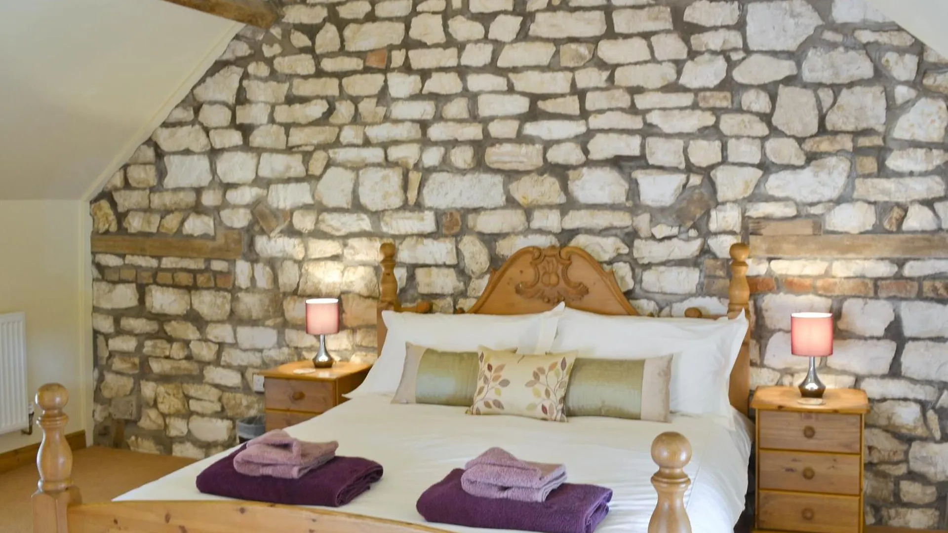 Bempton Puffin Cottage 0*,